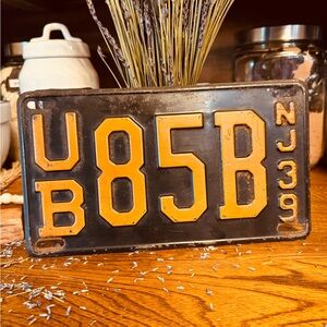 Vintage 1939 NJ Union County Steel Single License Plate